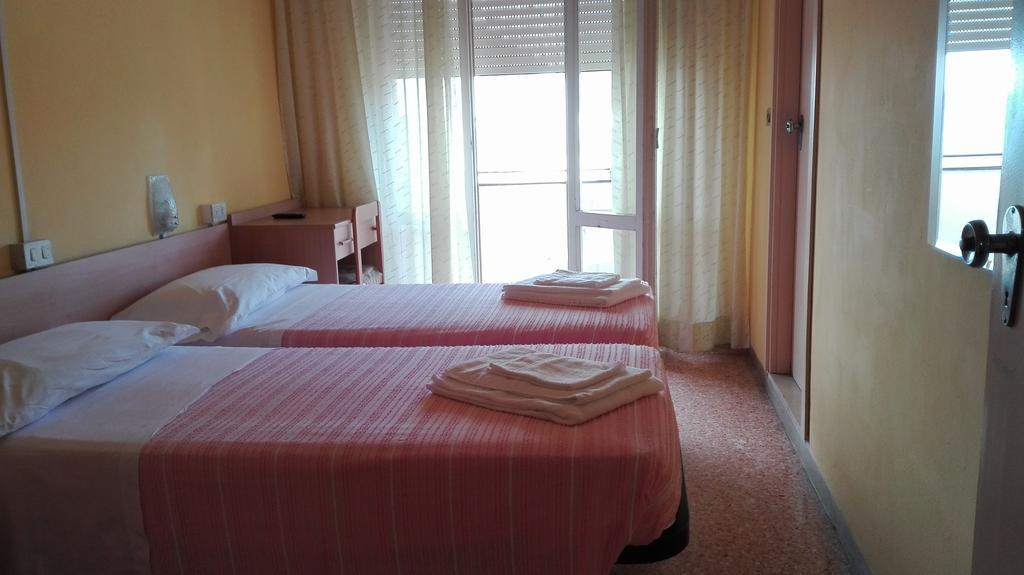 Hotel Ninfea Cervia Exterior foto
