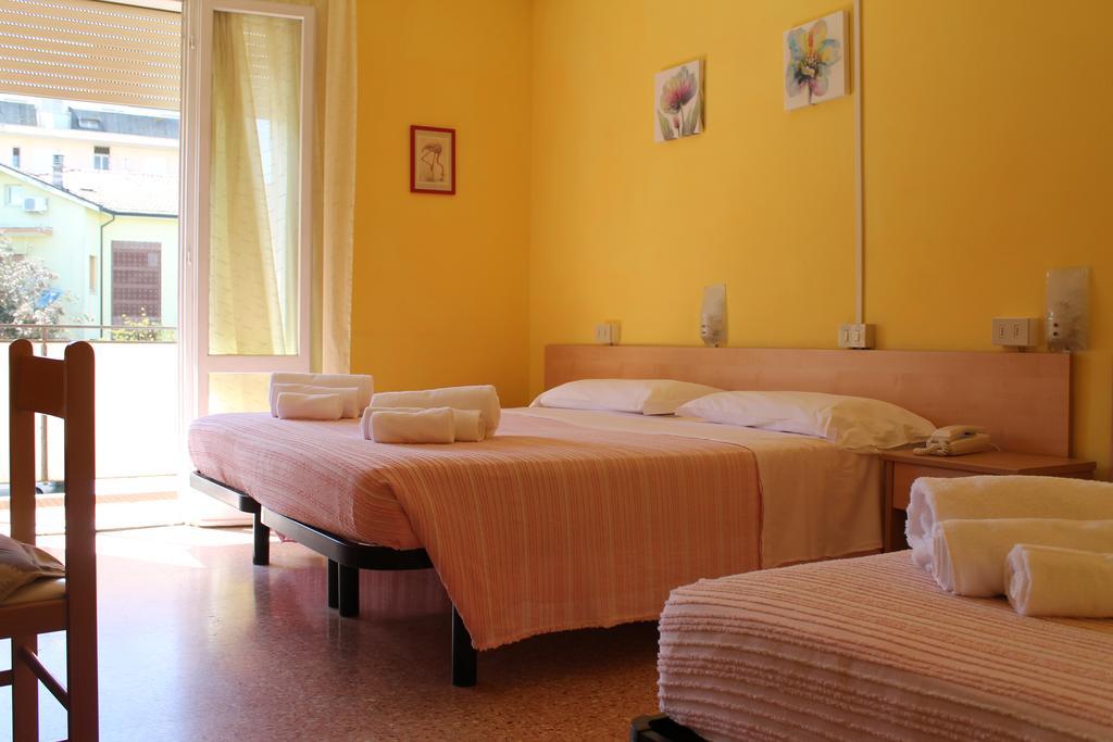 Hotel Ninfea Cervia Exterior foto