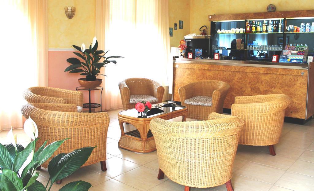 Hotel Ninfea Cervia Exterior foto